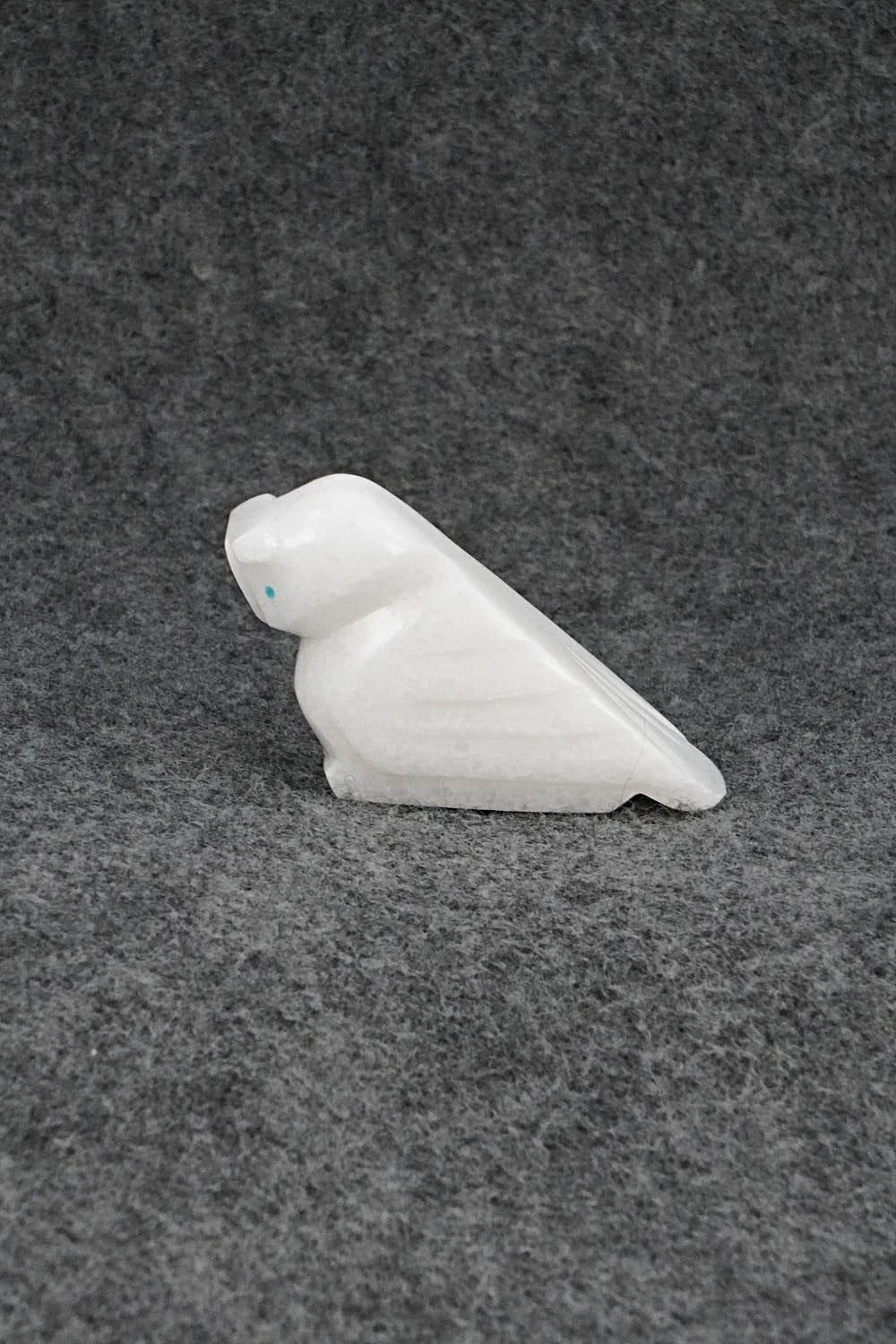 Owl Zuni Fetish Carving - Abby Quam Panteah