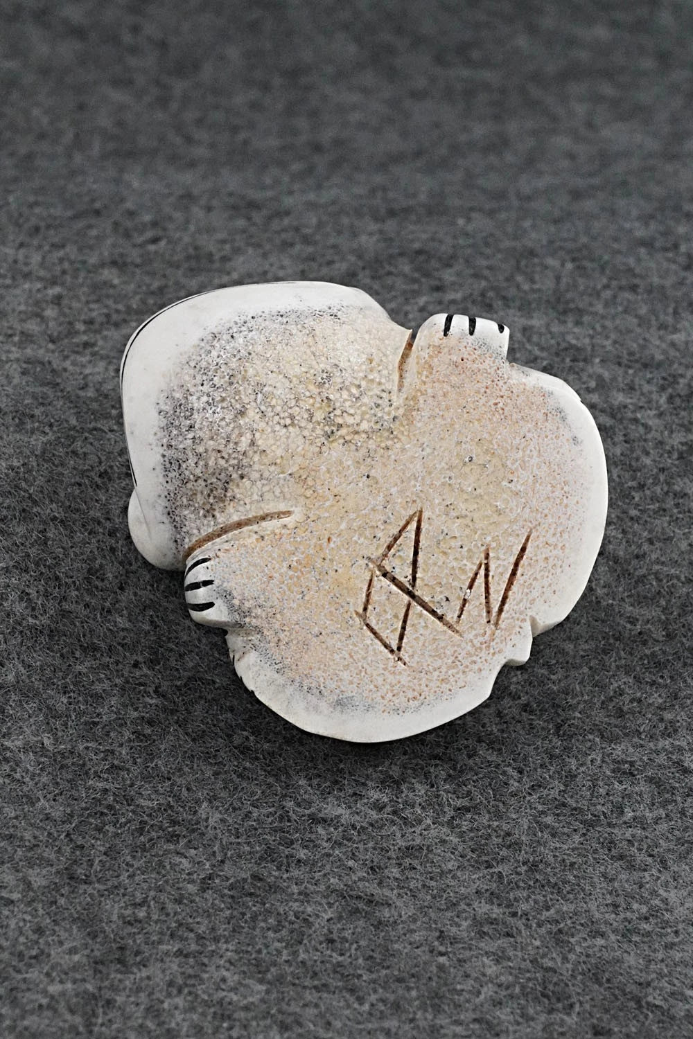 Frog Zuni Fetish Carving - Claudia Peina