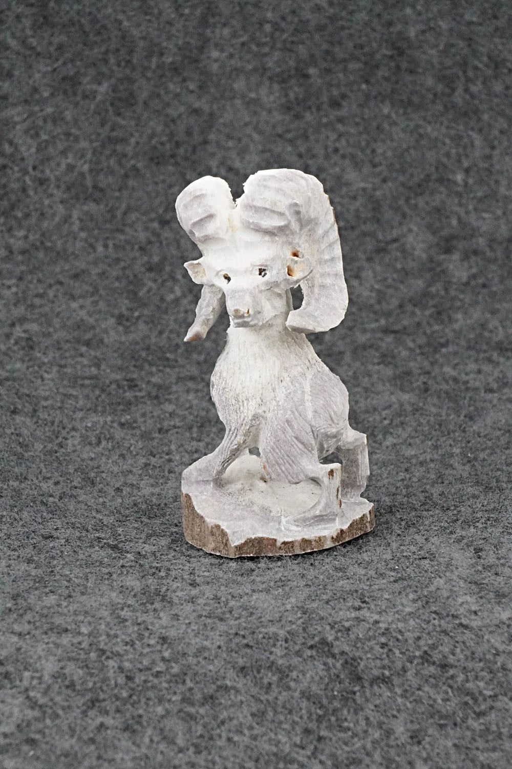 Ram Zuni Fetish Carving - Lewis Malie
