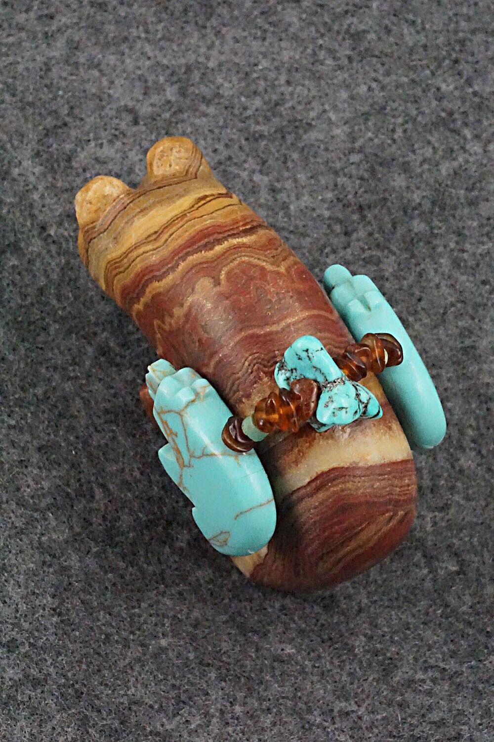 Bear and Cubs Zuni Fetish Carving - Douglas Martza