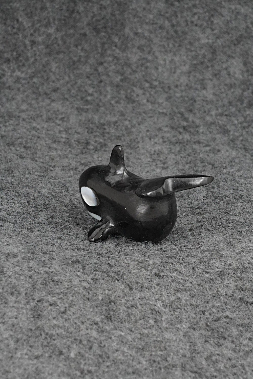 Whale Zuni Fetish Carving - Calvart Bowannie