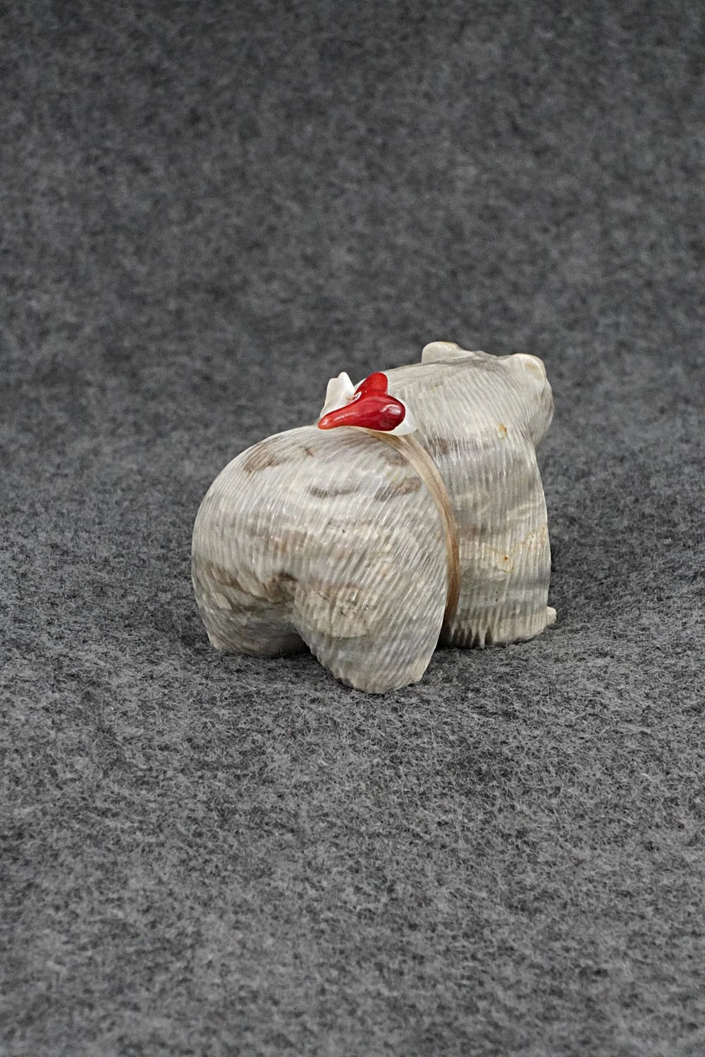 Bear Zuni Fetish Carving - Paulette & Farlan Quam