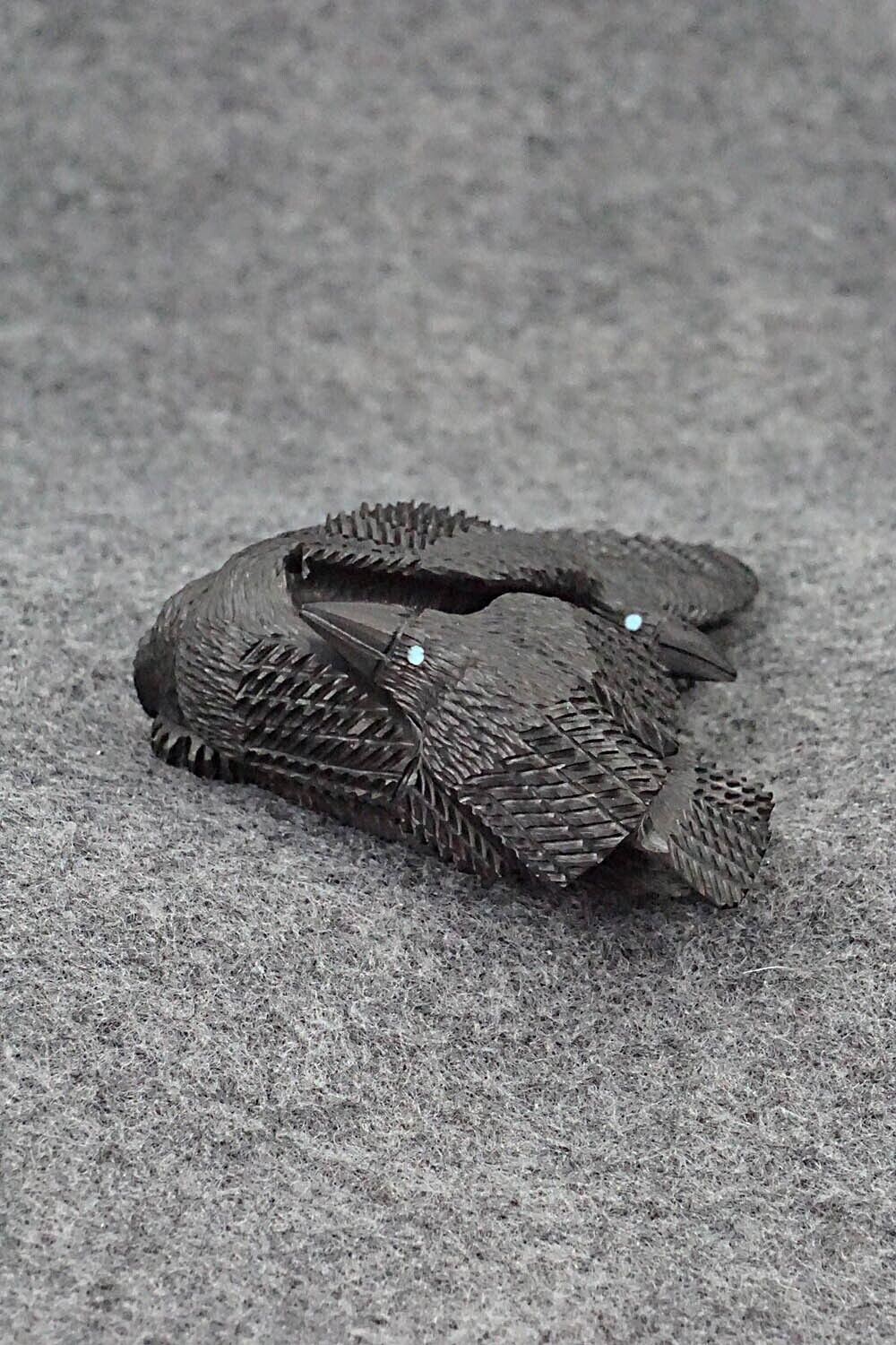 Crows Zuni Fetish Carving - Destry Siutza