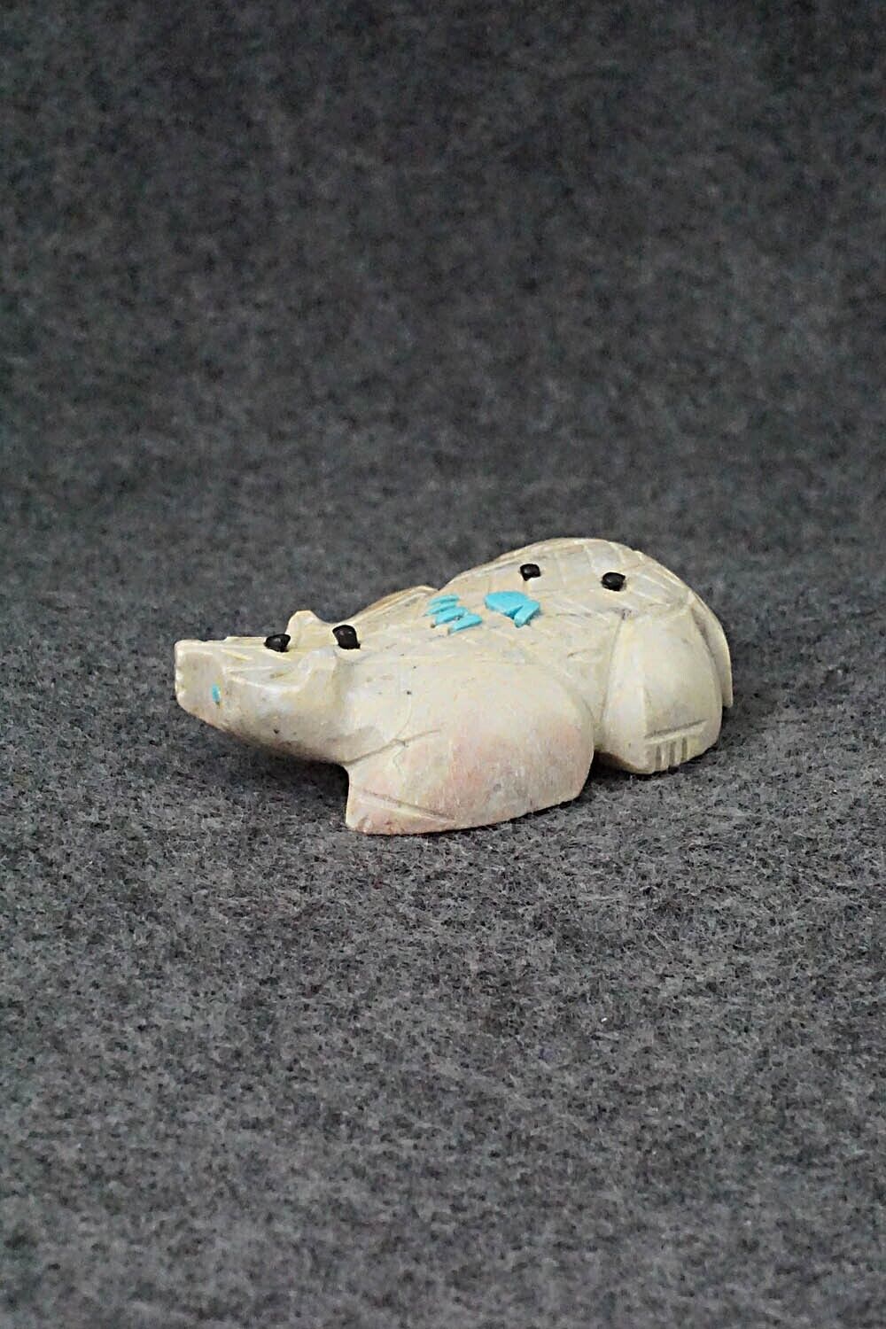 Badger Zuni Fetish Carving - Danette Laate