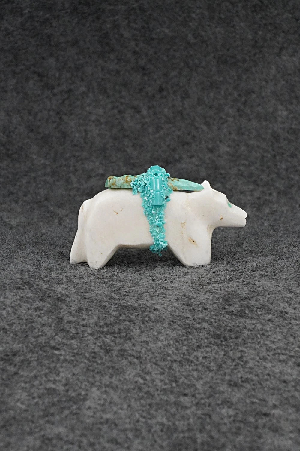 Wolf Zuni Fetish Carving - Marveletta Phillips