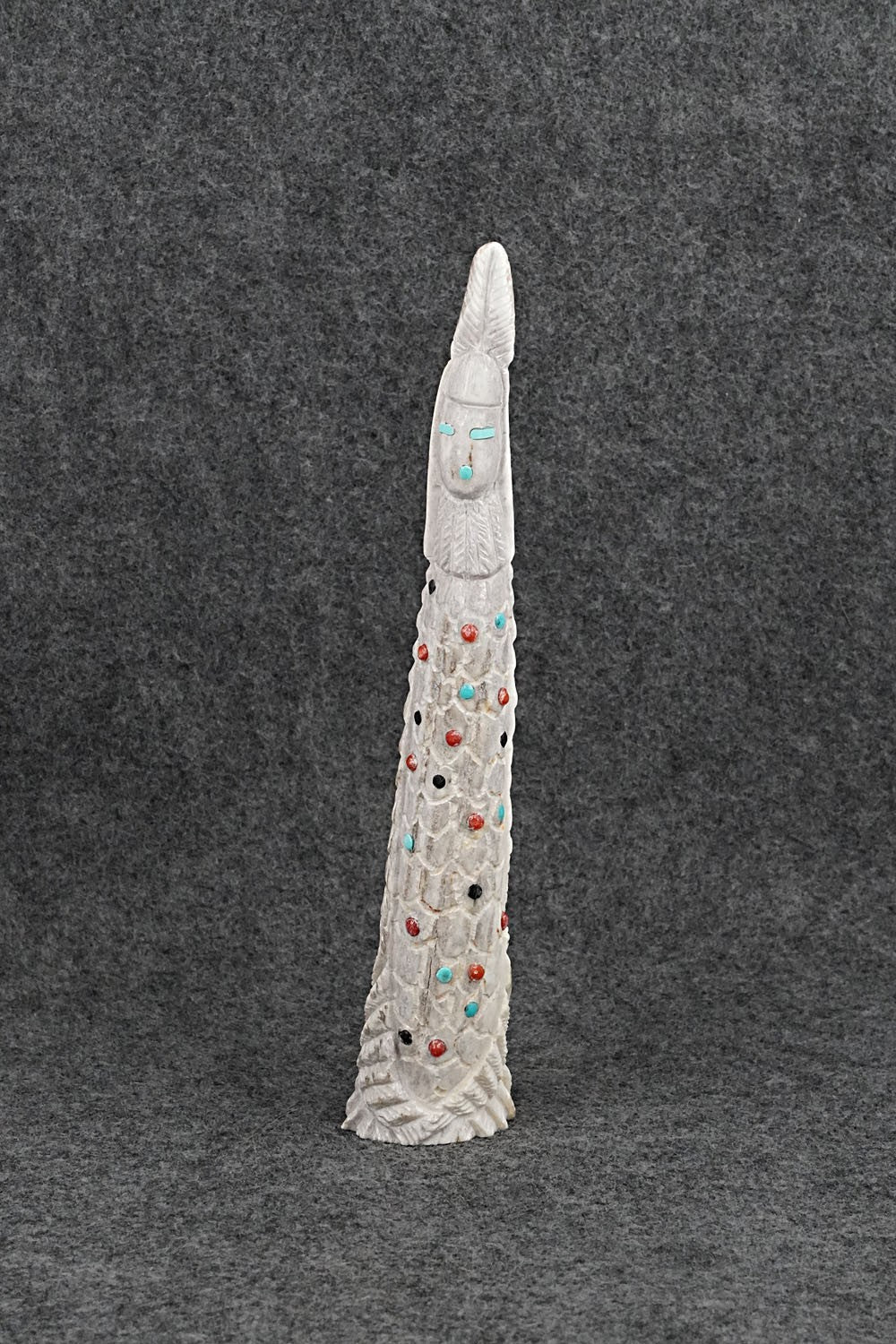 Corn Maiden Zuni Fetish Carving - Garrick Weeka