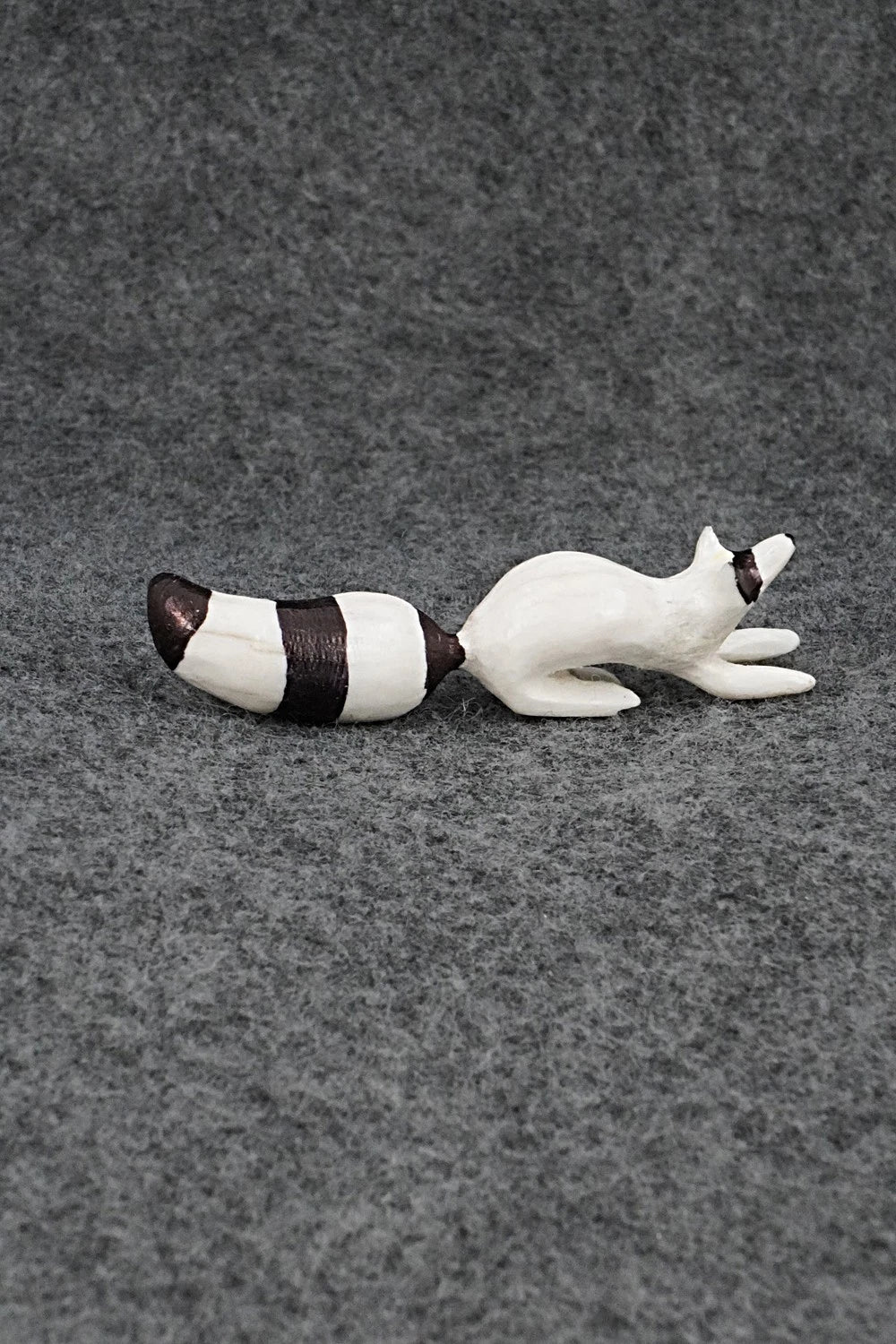 Raccoon Zuni Fetish Carving - Ruben Najera