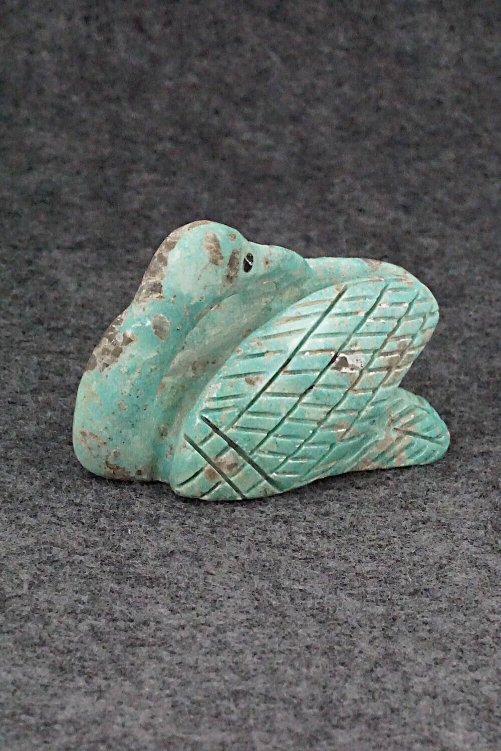 Swan Zuni Fetish Carving - Cody Cheama