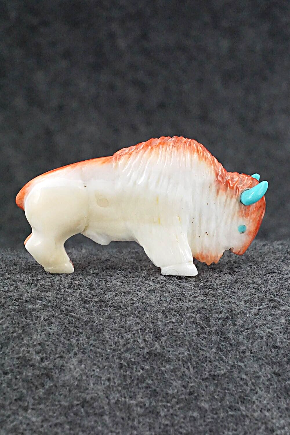 Buffalo Zuni Fetish Carving - Andres Quandelacy