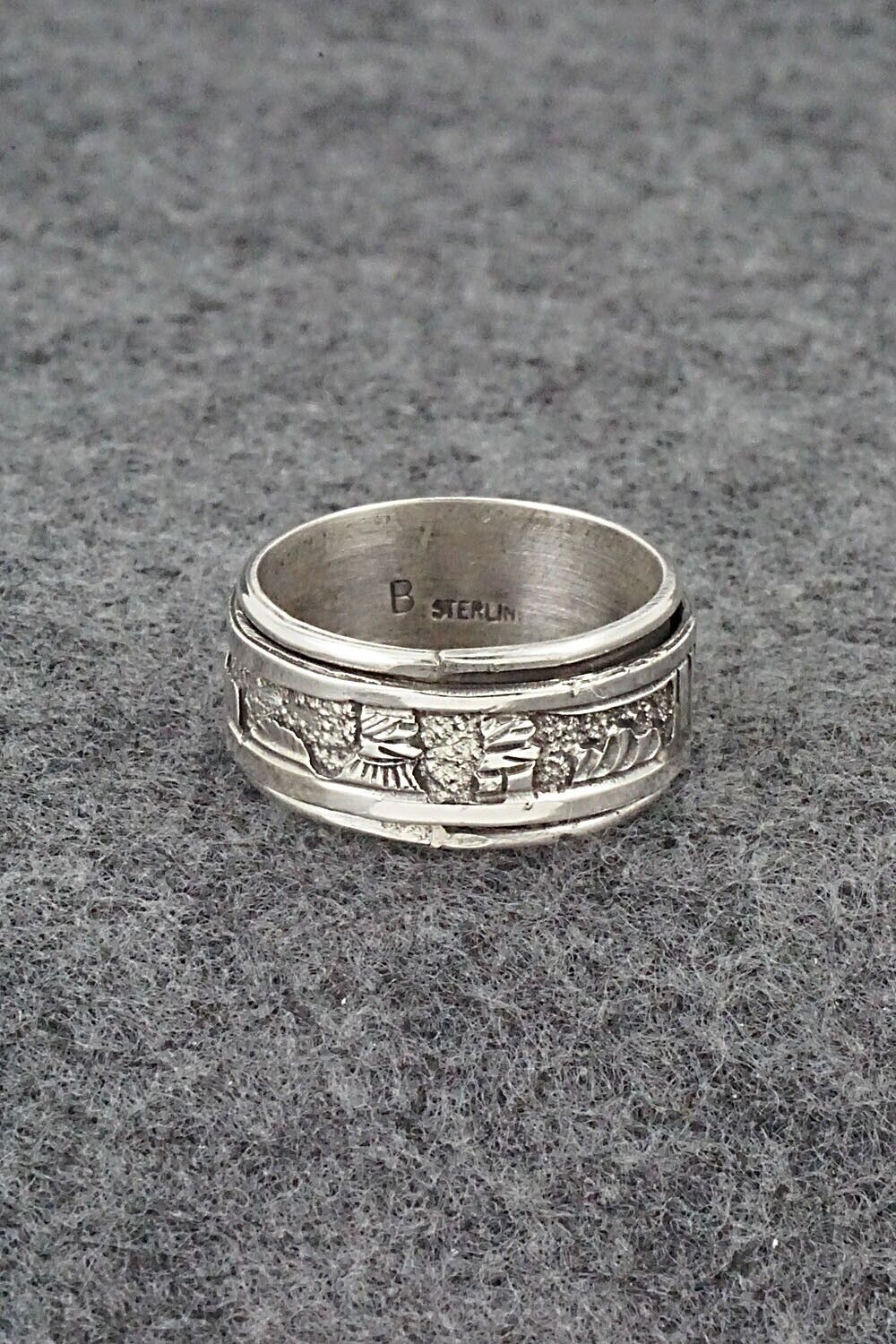 Sterling Silver Spinner Ring - Elaine Becenti - Size 9