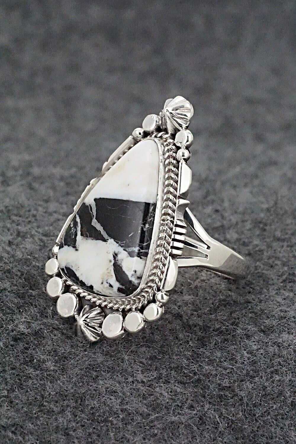 White Buffalo & Sterling Silver Ring - Daniel Benally - Size 9.5