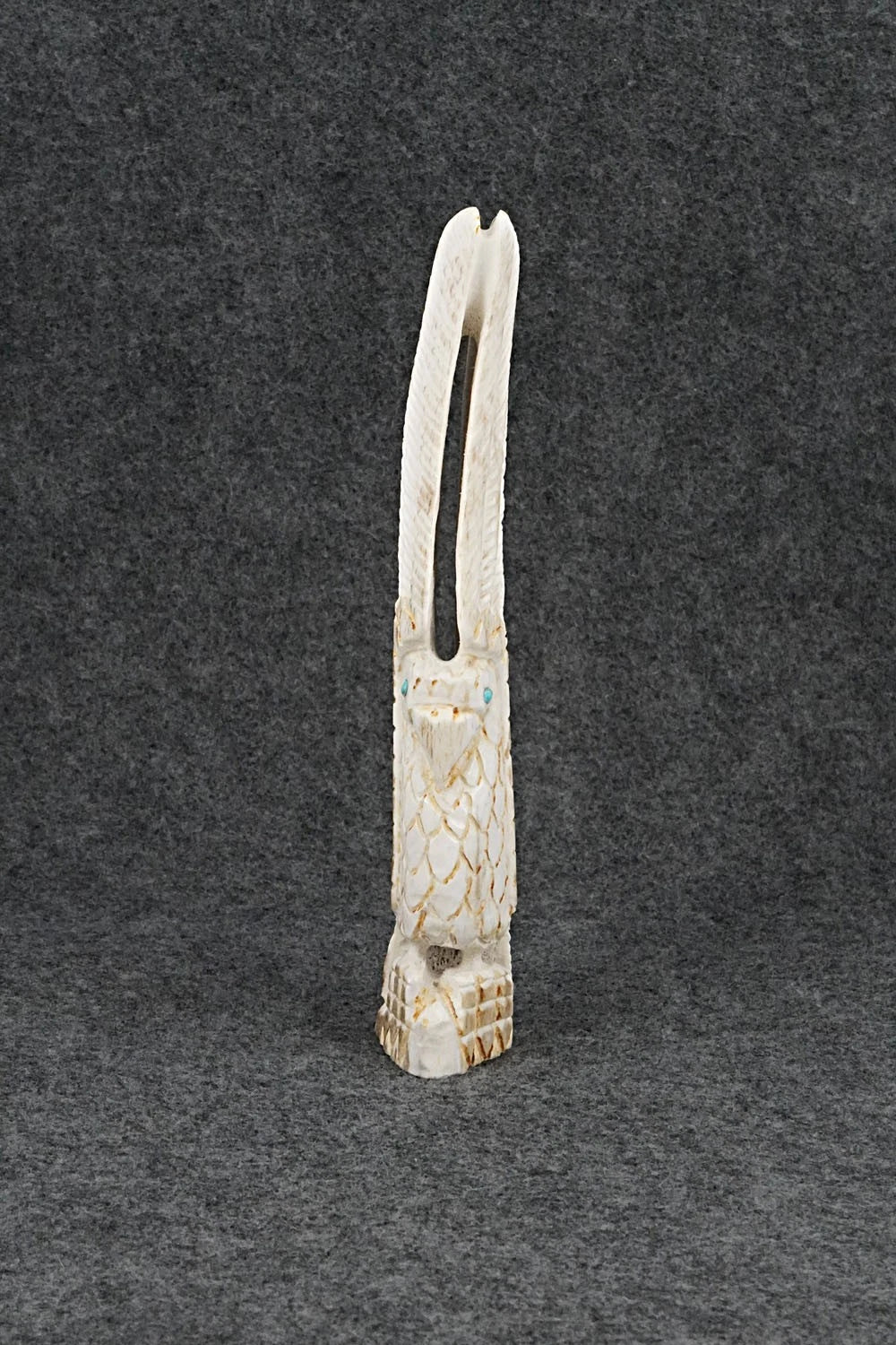 Eagle Zuni Fetish Carving - Garrick Weeka