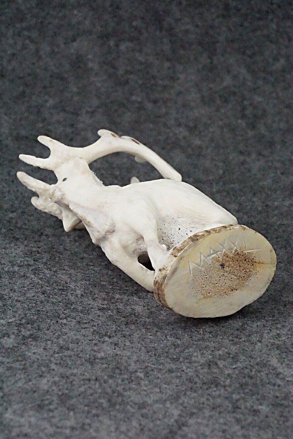 Elk Zuni Fetish Carving - Maxx Laate