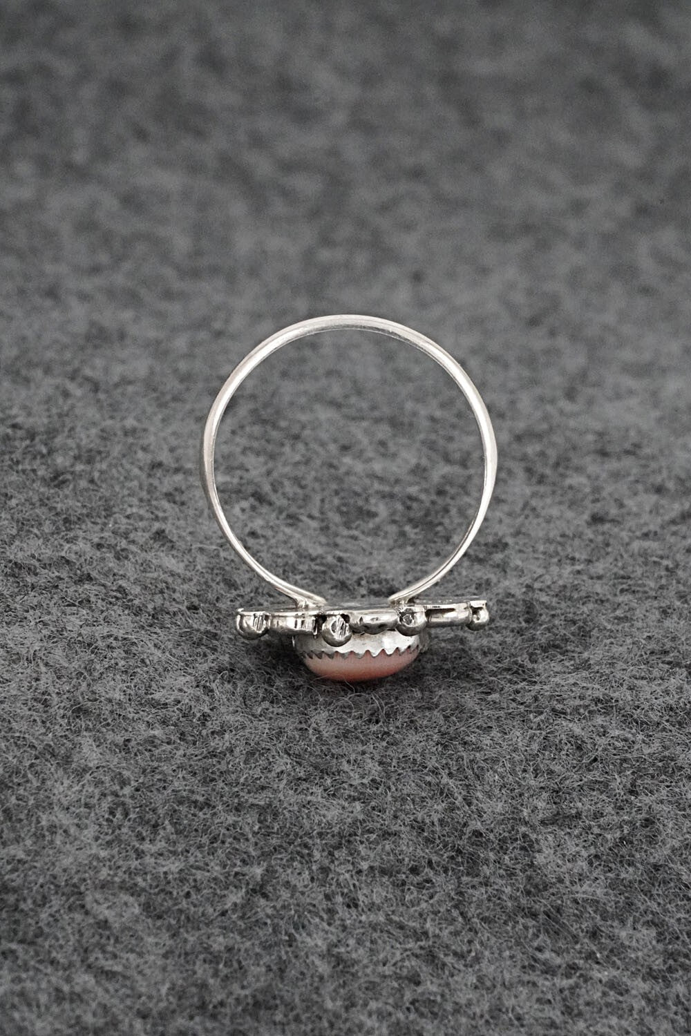 Conch Shell & Sterling Silver Ring - Frieda Martinez - Size 7.5