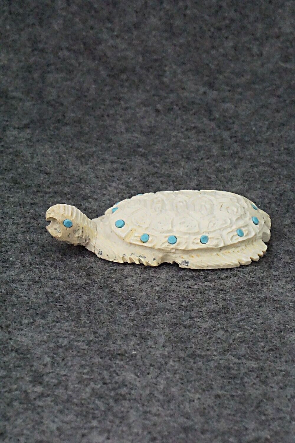 Turtle Zuni Fetish Carving - Adrian Cachini