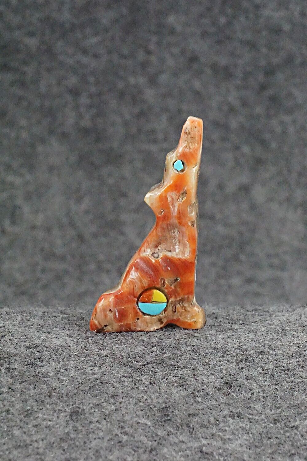 Wolf Zuni Fetish Carving - Bernard Laiwakete