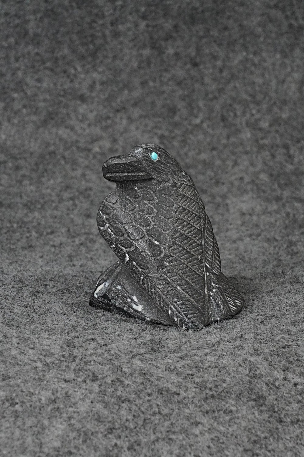 Crow Zuni Fetish Carving - Derrick Kaamasee