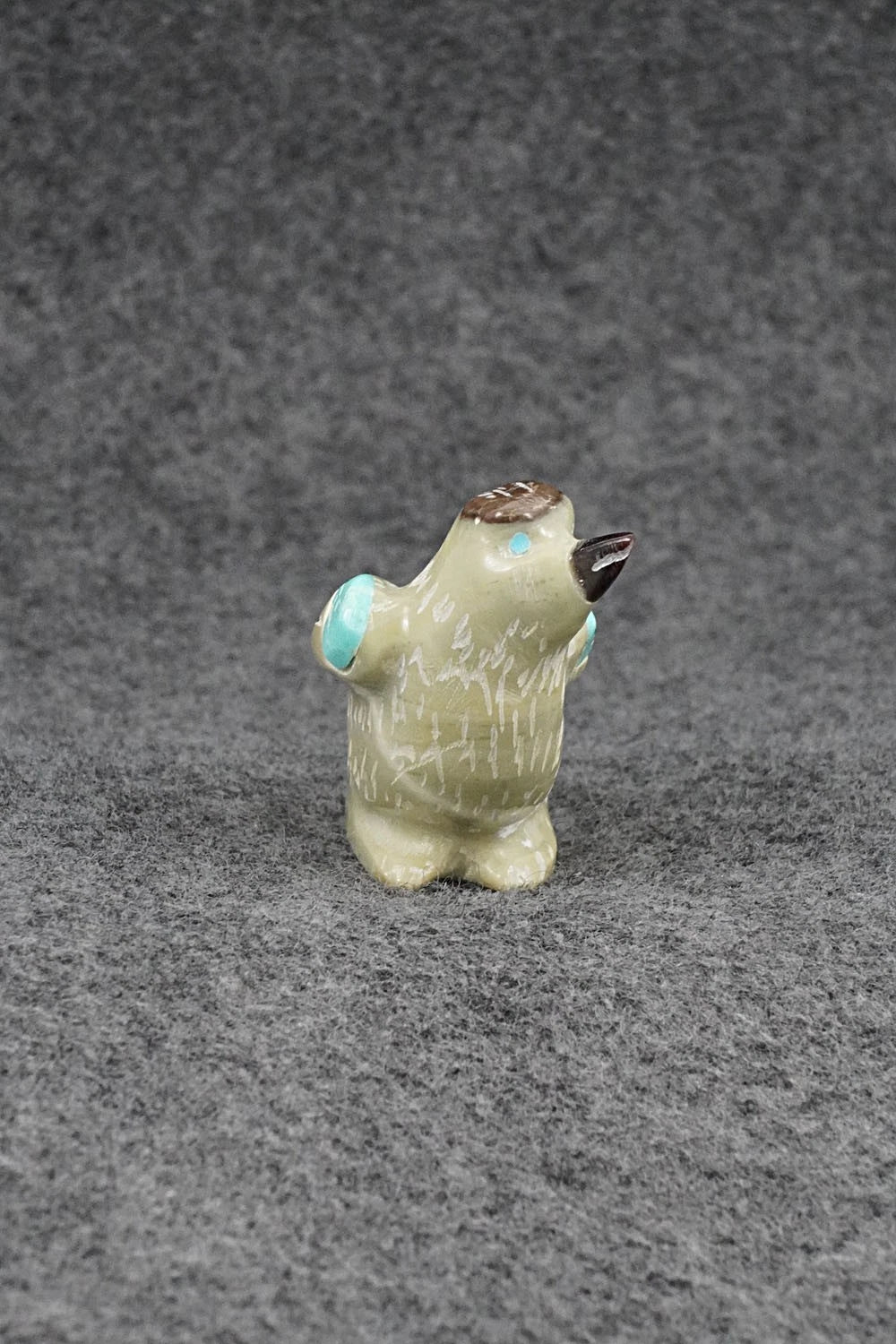 Bird Zuni Fetish Carving - Freddie Leekya
