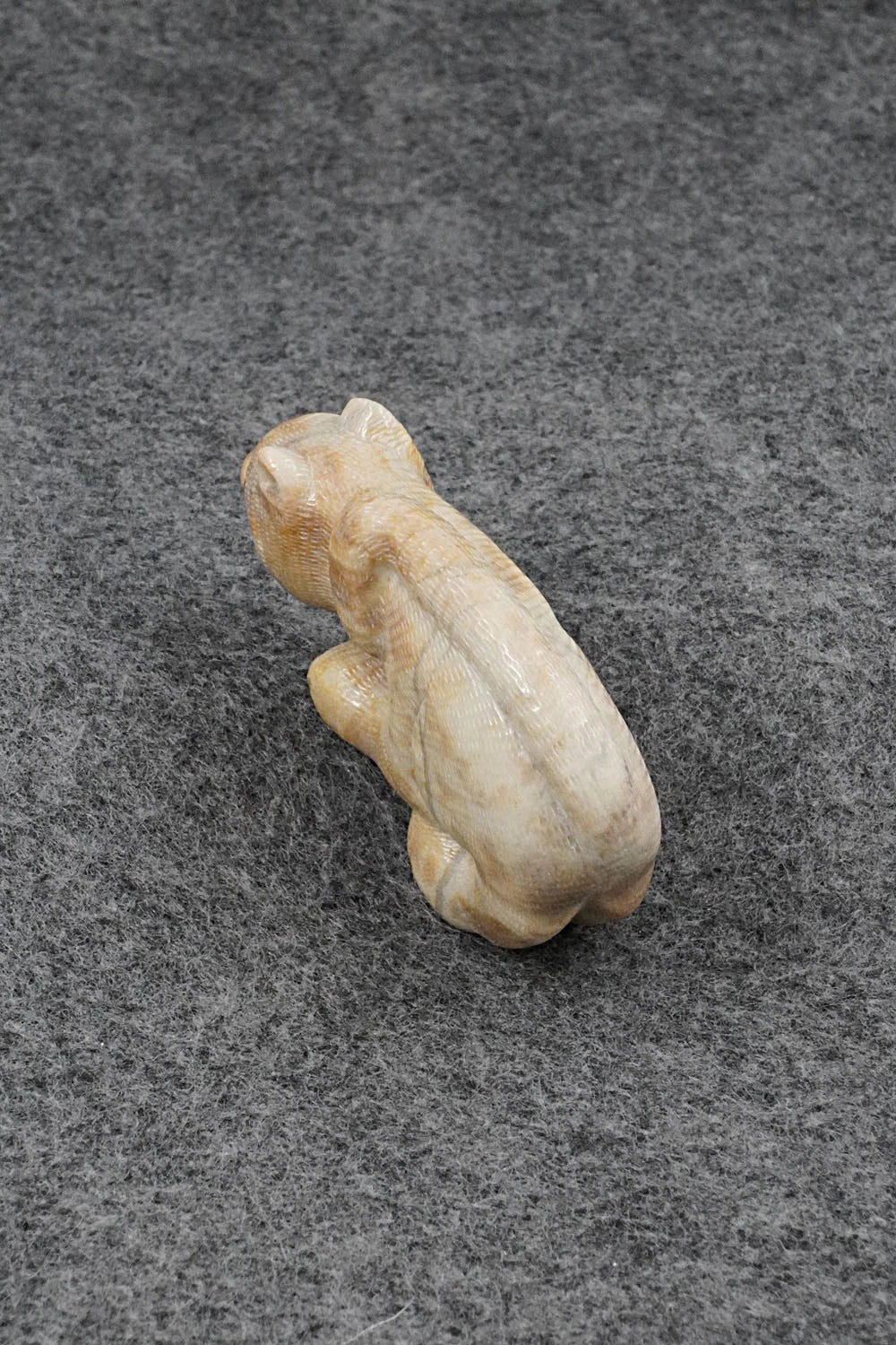 Mountain Lion Zuni Fetish Carving - Randy Lucio