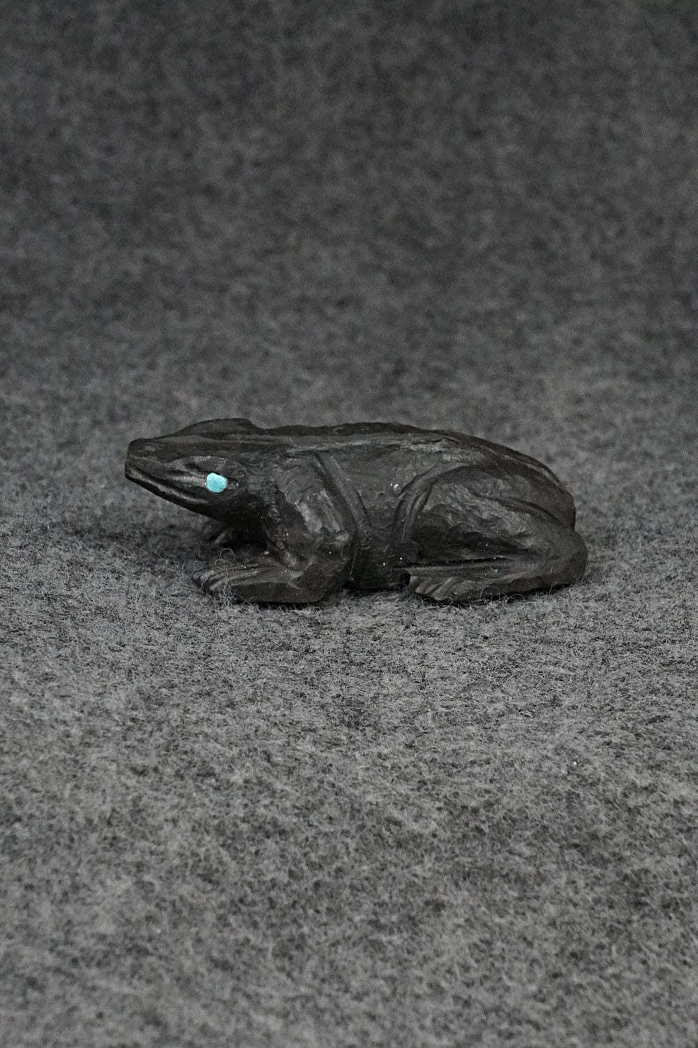 Frog Zuni Fetish Carving - Herbert Him