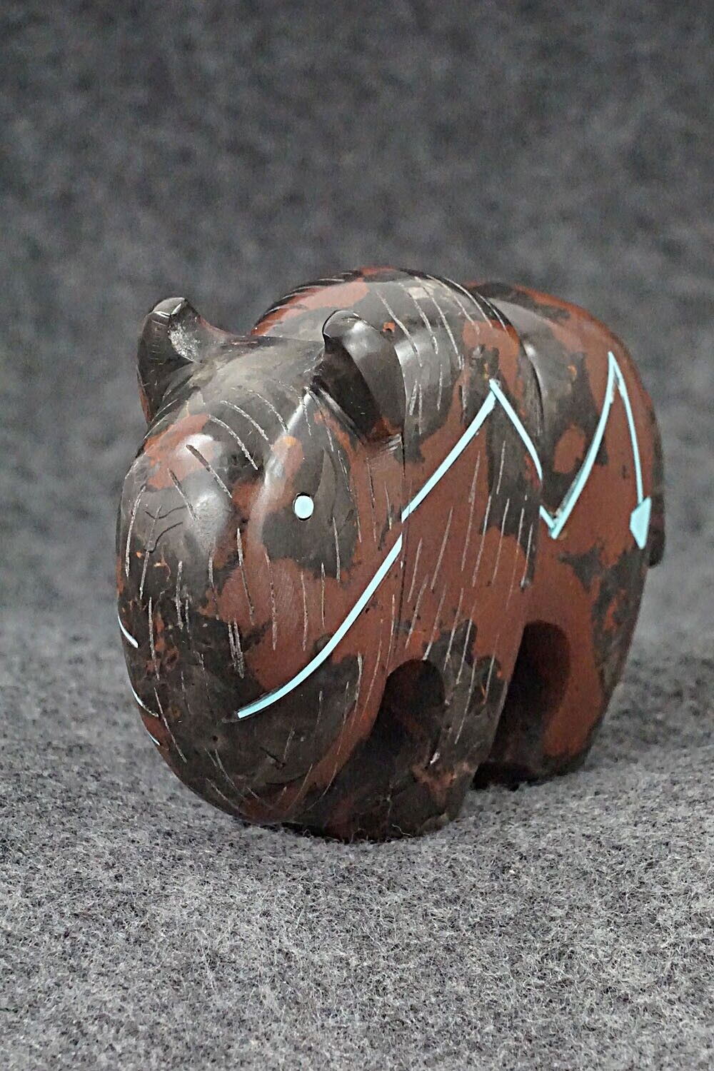 Buffalo Zuni Fetish Carving - Kenric Laiwakete