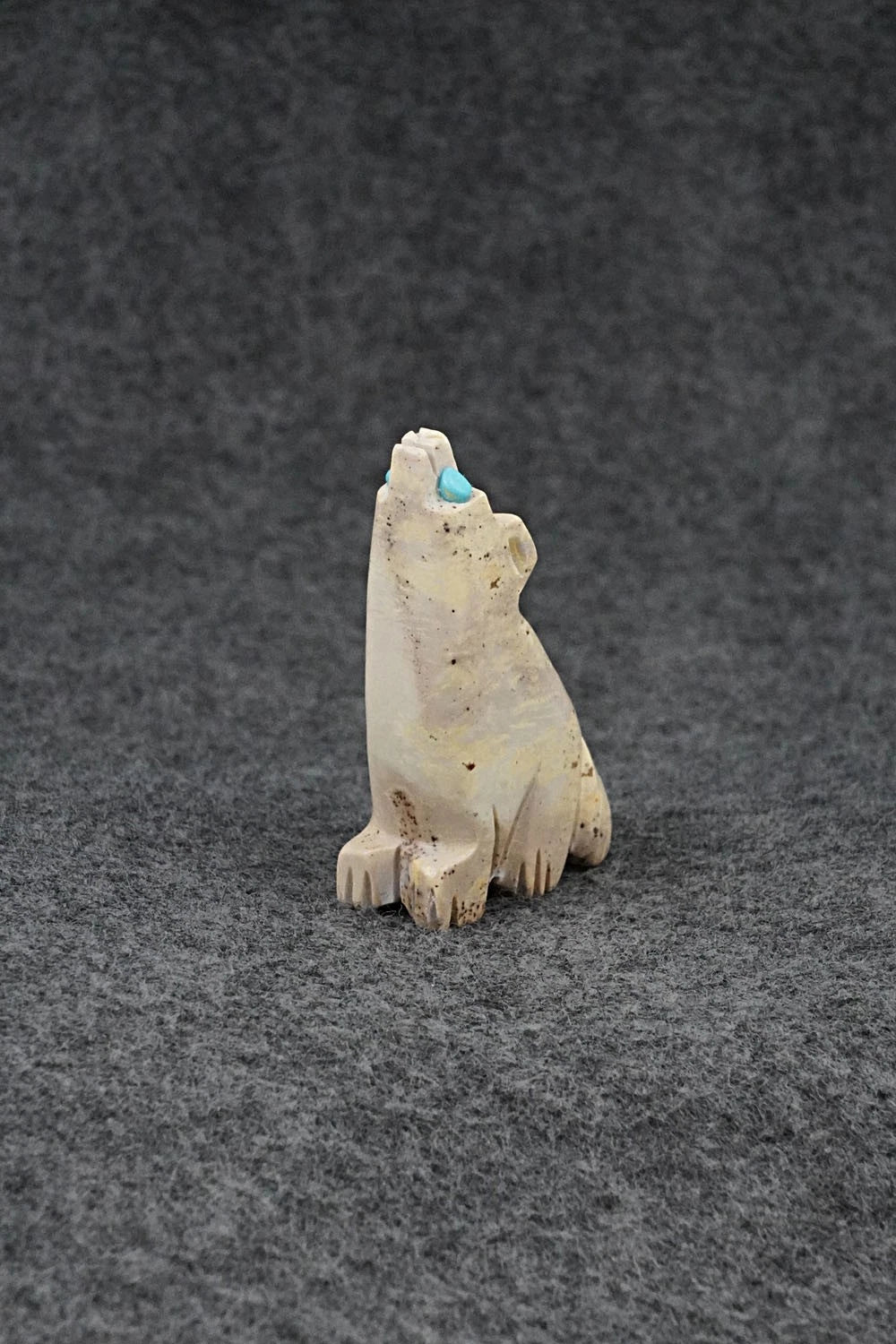 Wolf Zuni Fetish Carving - Cody Chavez