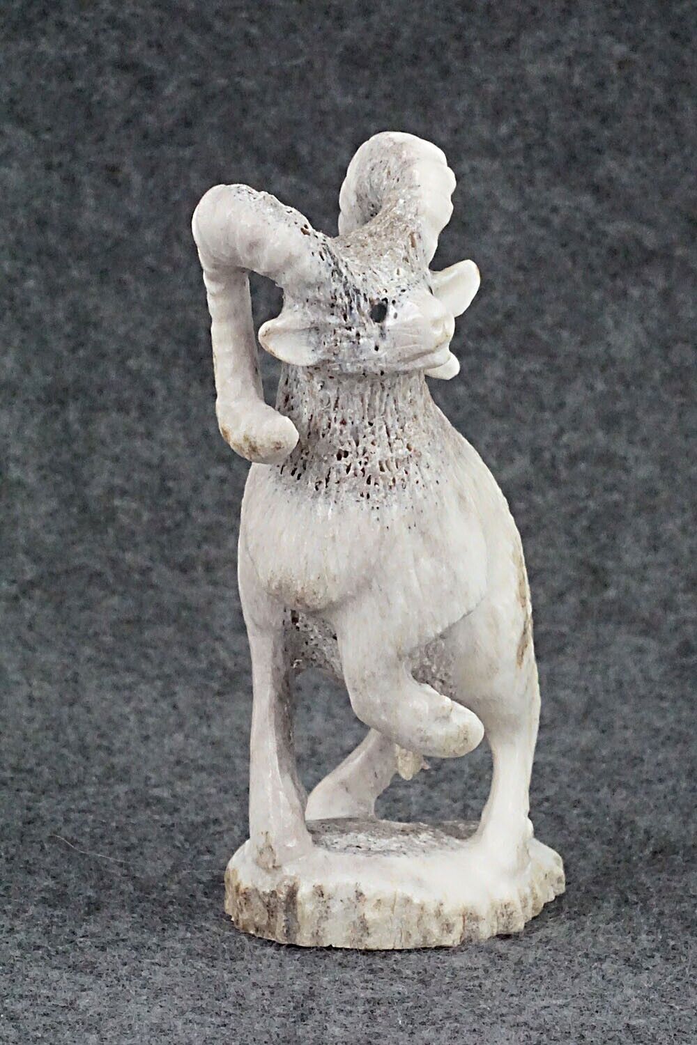 Ram Zuni Fetish Carving - Maxx Laate
