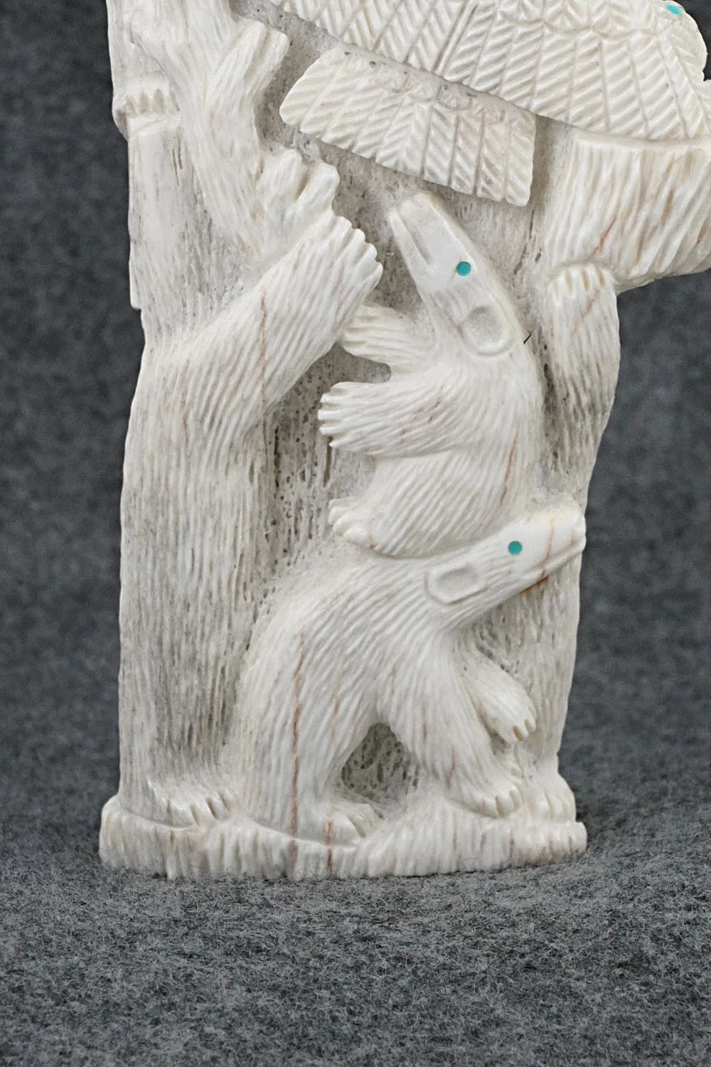 Bears Zuni Fetish Carving - Destry Siutza