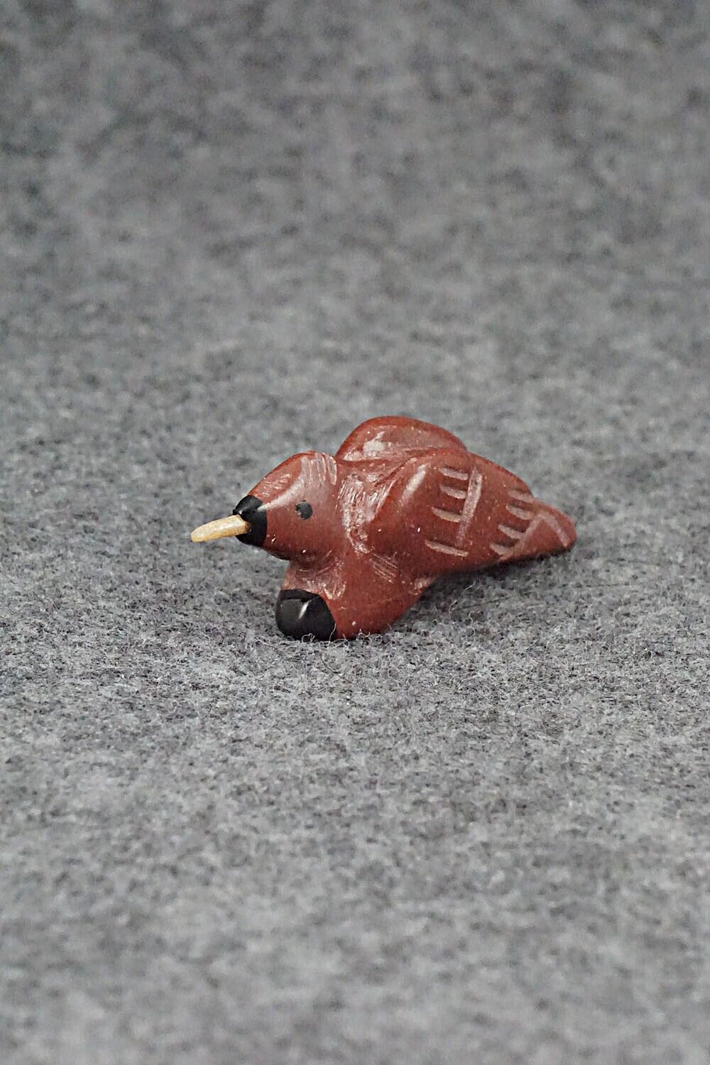 Hummingbird Zuni Fetish Carving - Justin Red Elk