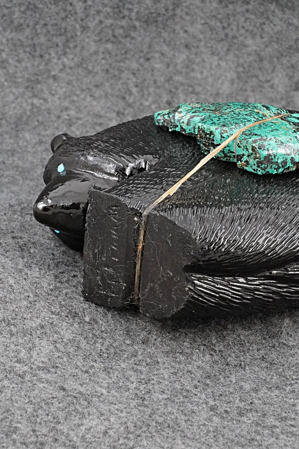 Bear Zuni Fetish Carving - Farlan & Paulette Quam