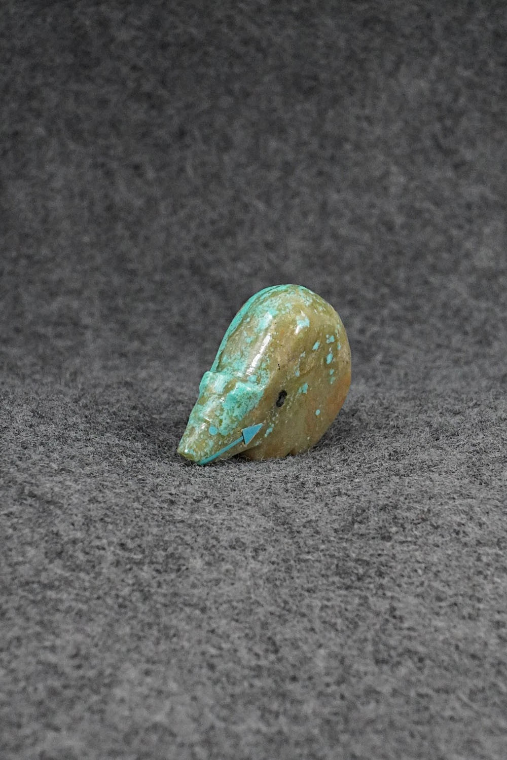 Bear Zuni Fetish Carving - Abby Panteah Quam