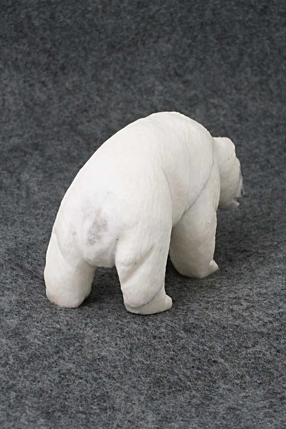 Bear Zuni Fetish Carving - Herbert Him