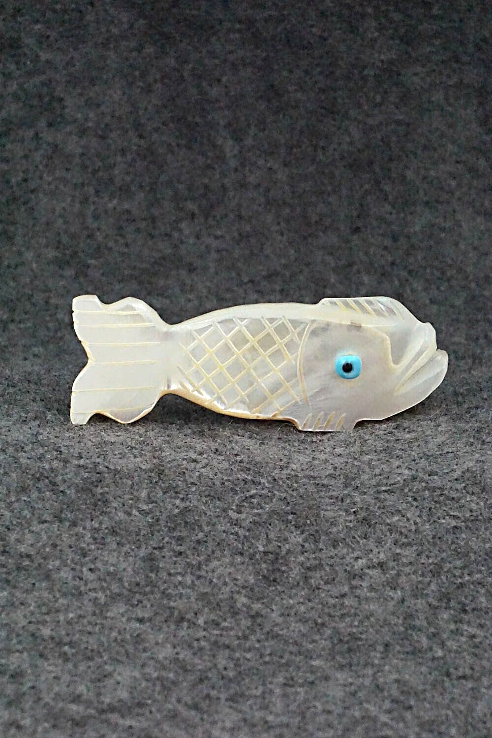 Fish Zuni Fetish Carving - Danette Laate