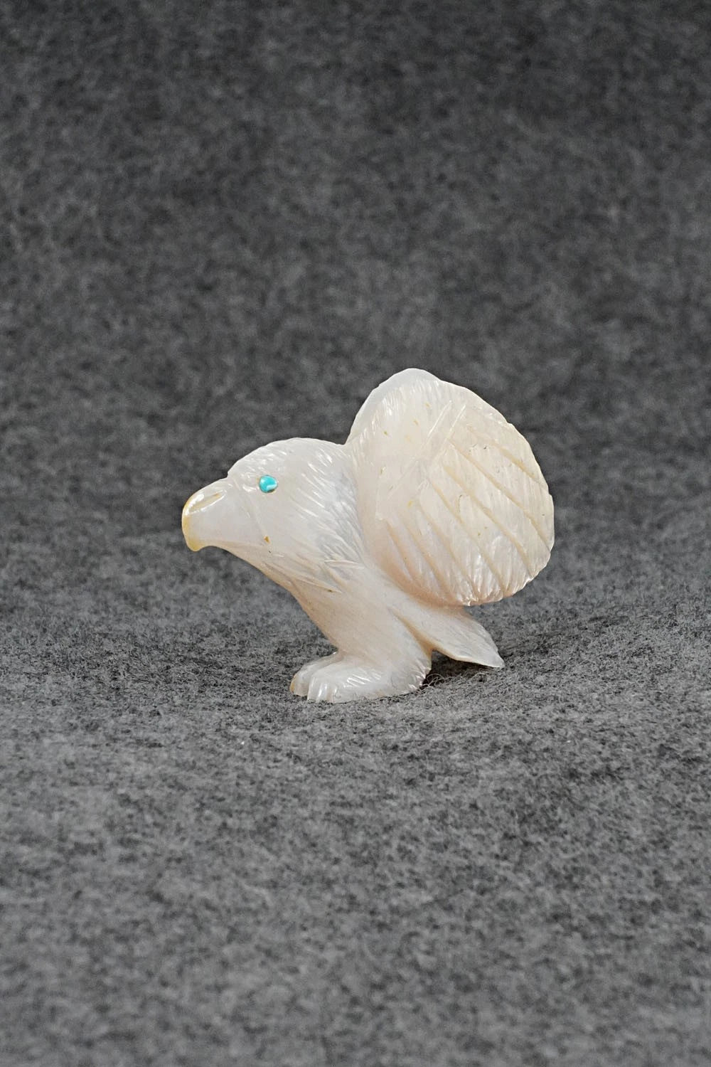 Eagle Zuni Fetish Carving - Jonas Hustito