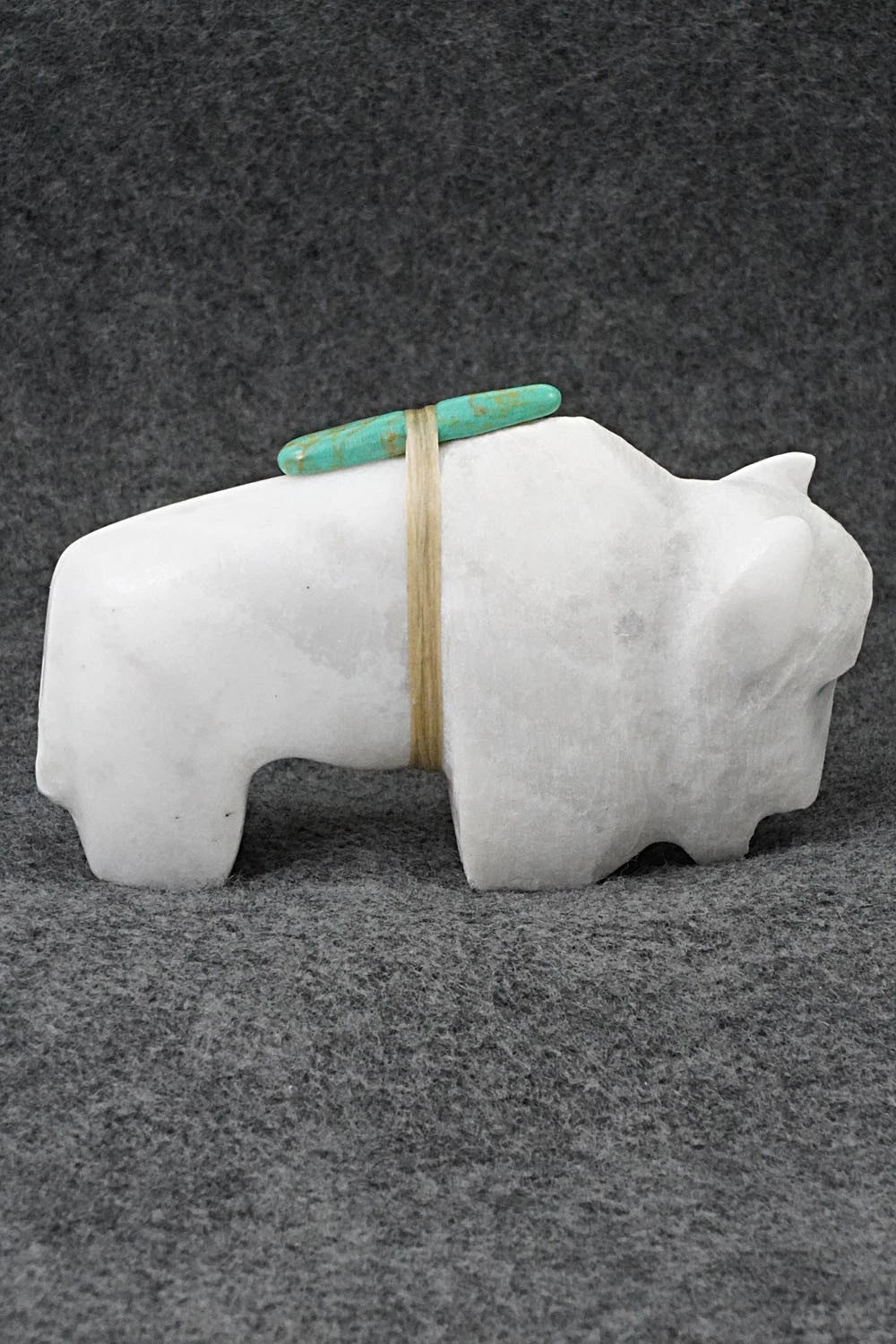 Buffalo Zuni Fetish Carving - Herbert Halate