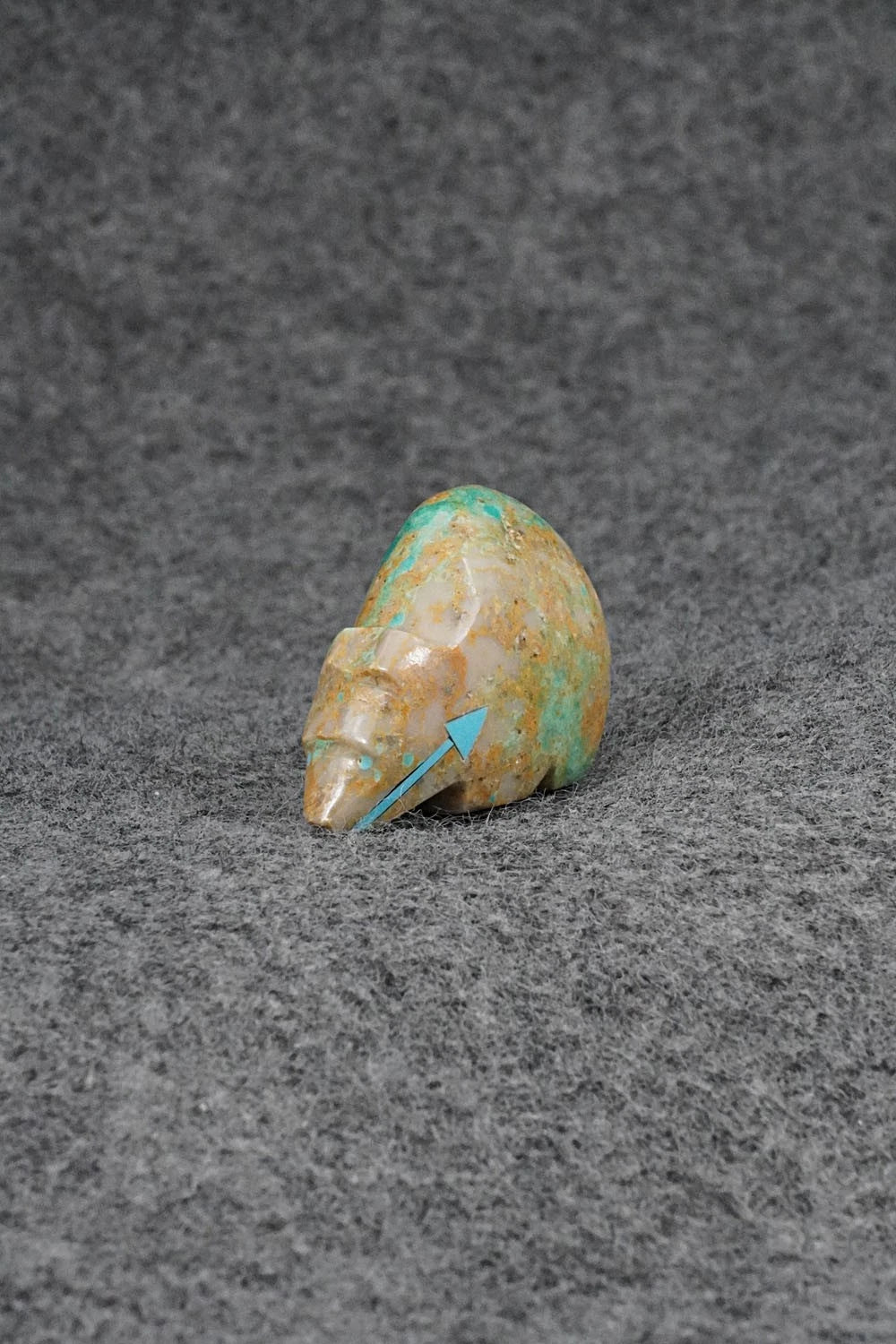 Bear Zuni Fetish Carving - Abby Panteah Quam
