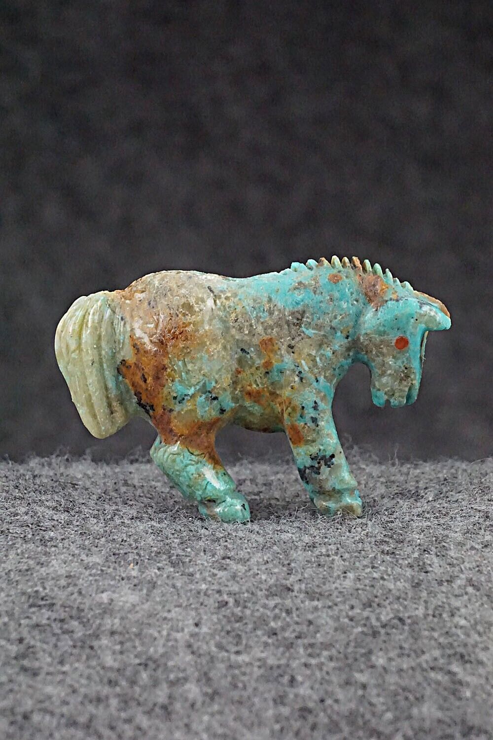 Horse Zuni Fetish Carving - Andres Quandelacy