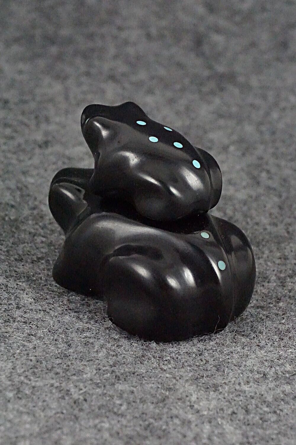 Frogs Zuni Fetish Carving - Herbert Halate