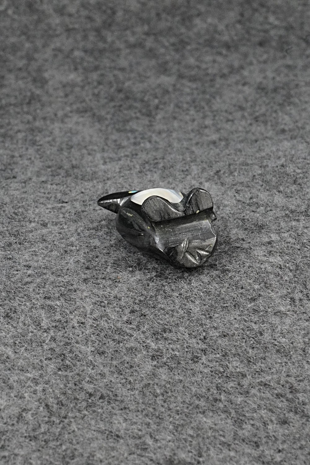 Penguin Zuni Fetish Carving - Calvert Bowannie