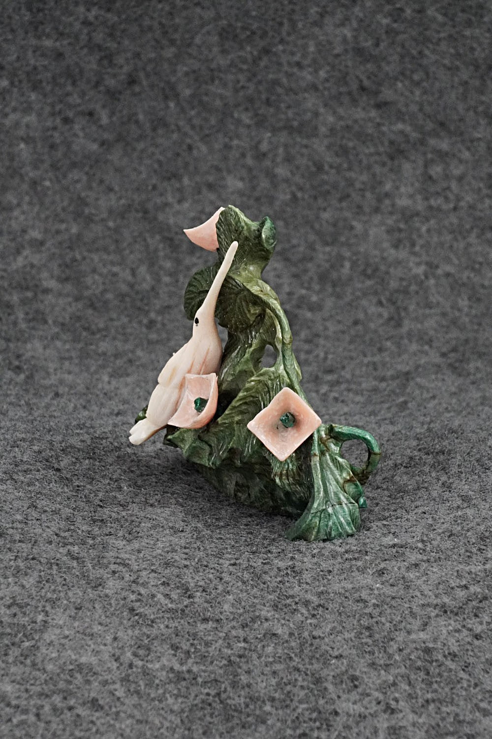 Hummingbird Zuni Fetish Carving - Ruben Najera