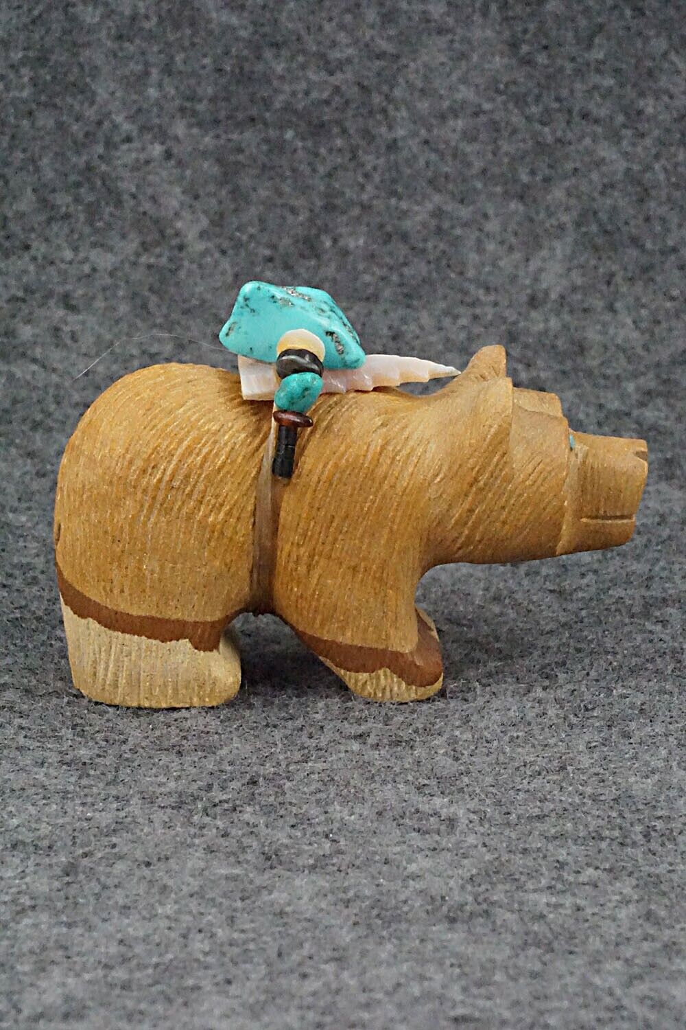Bear Zuni Fetish Carving - Douglas Martza