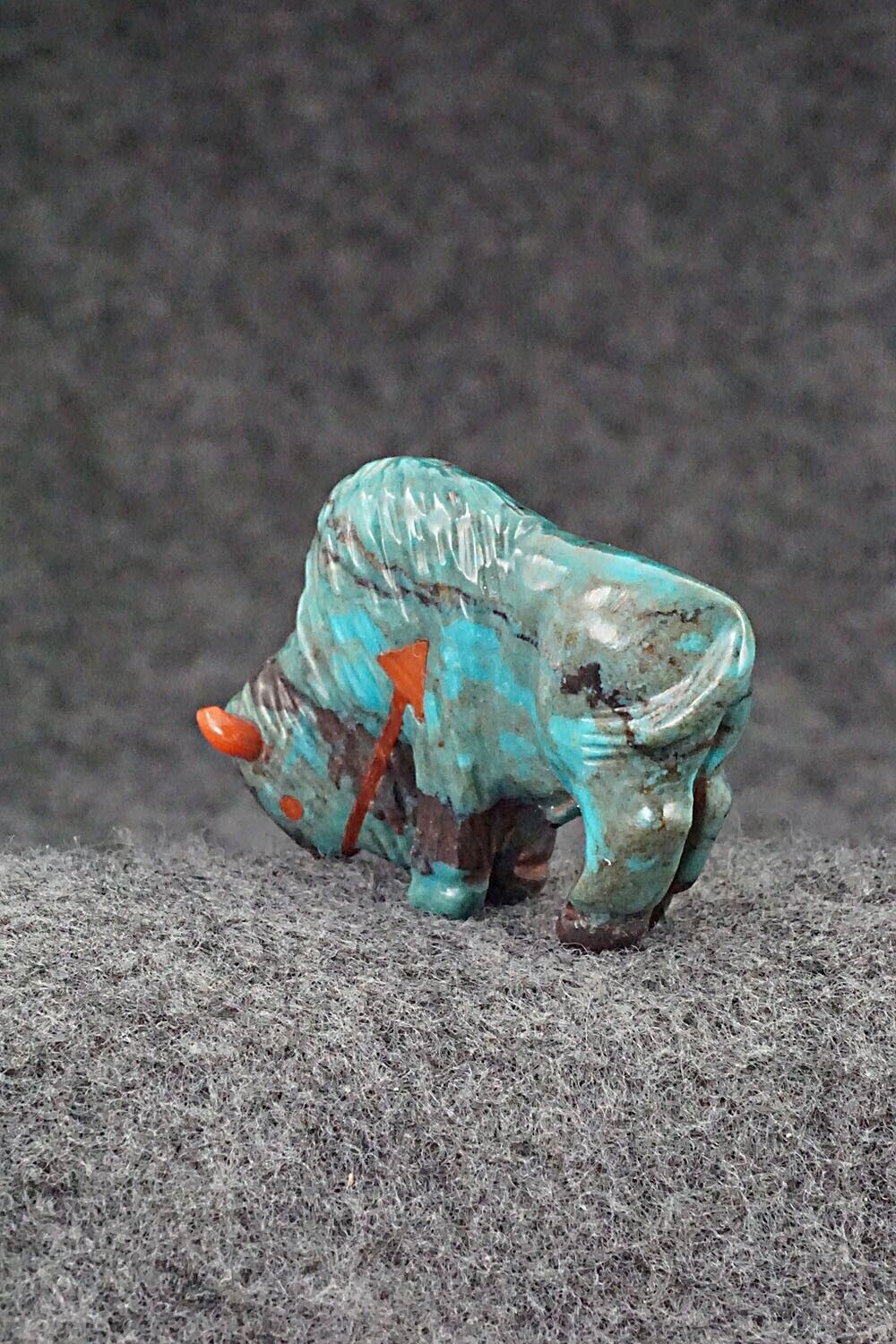 Buffalo Zuni Fetish Carving - Andres Quandelacy