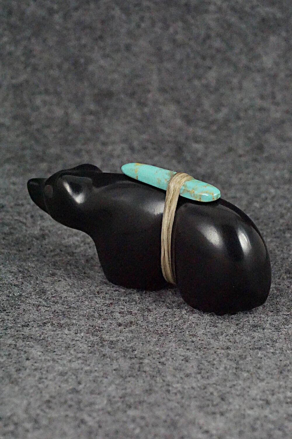 Bear Zuni Fetish Carving - Herbert Halate
