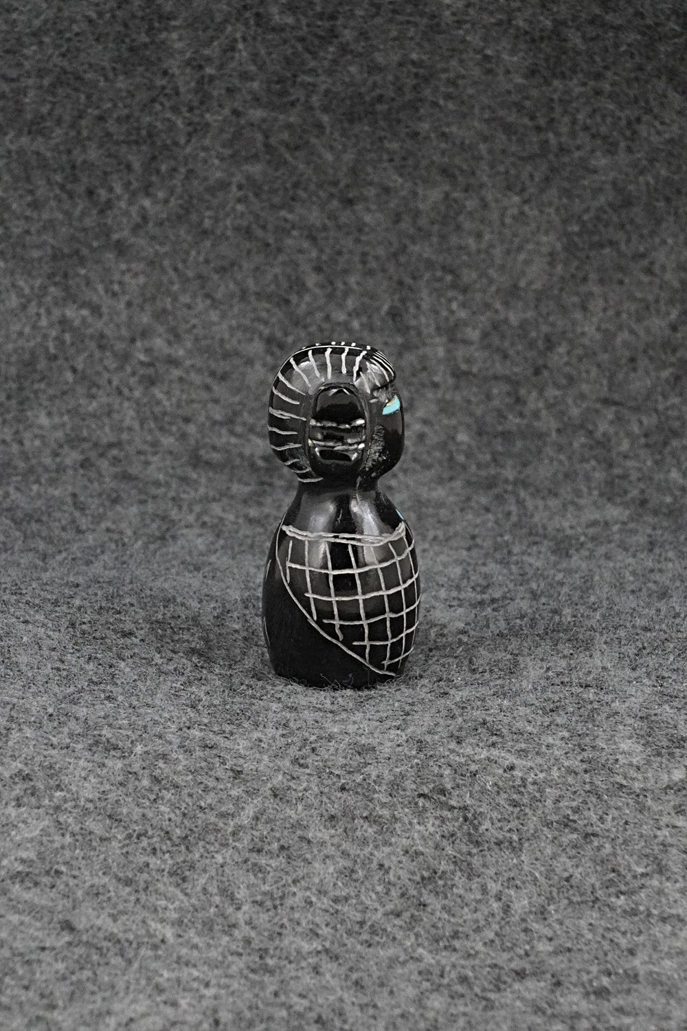 Corn Maiden Zuni Fetish Carving - Andress Jernention