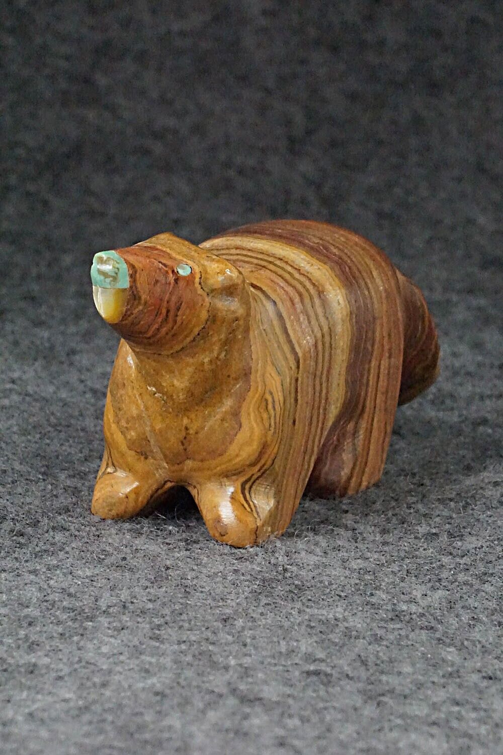 Beaver Zuni Fetish Carving - Enrike Leekya