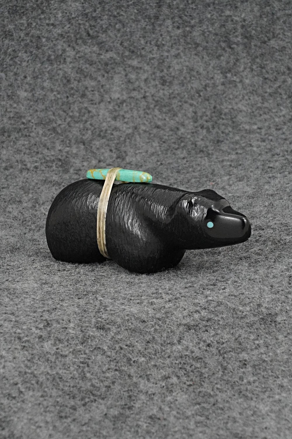 Bear Zuni Fetish Carving - Herbert Halate