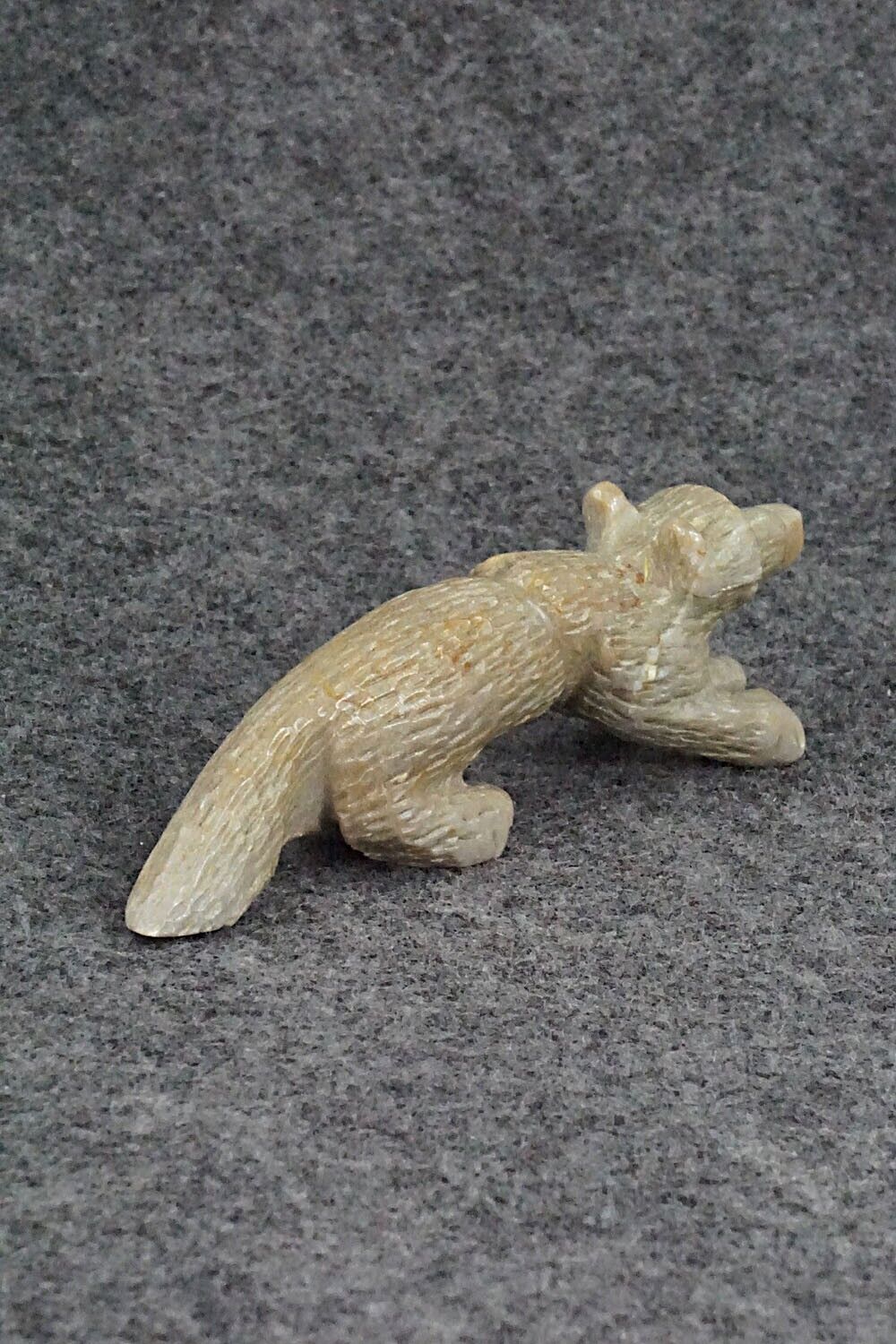 Wolf Zuni Fetish Carving - Cody Cheama