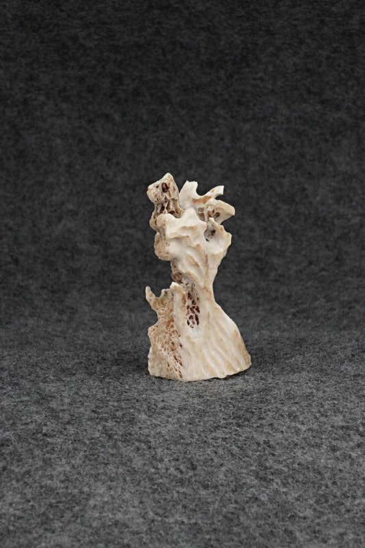 Bear Zuni Fetish Carving - Ruben Najera
