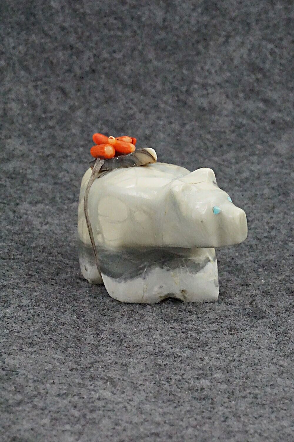 Bear Zuni Fetish Carving - Donovan Laiwakete