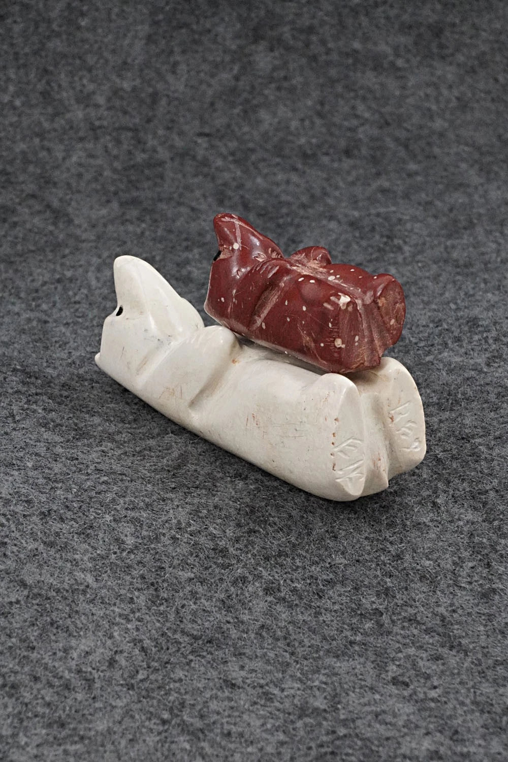 Bear Zuni Fetish Carving - Justin Red Elk